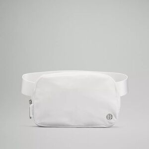 Lululemon White Everywhere Belt Bag 1L NWOT